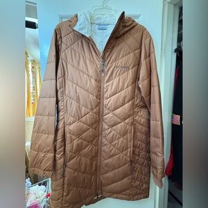 Columbia Women's camel Quilted Jacket